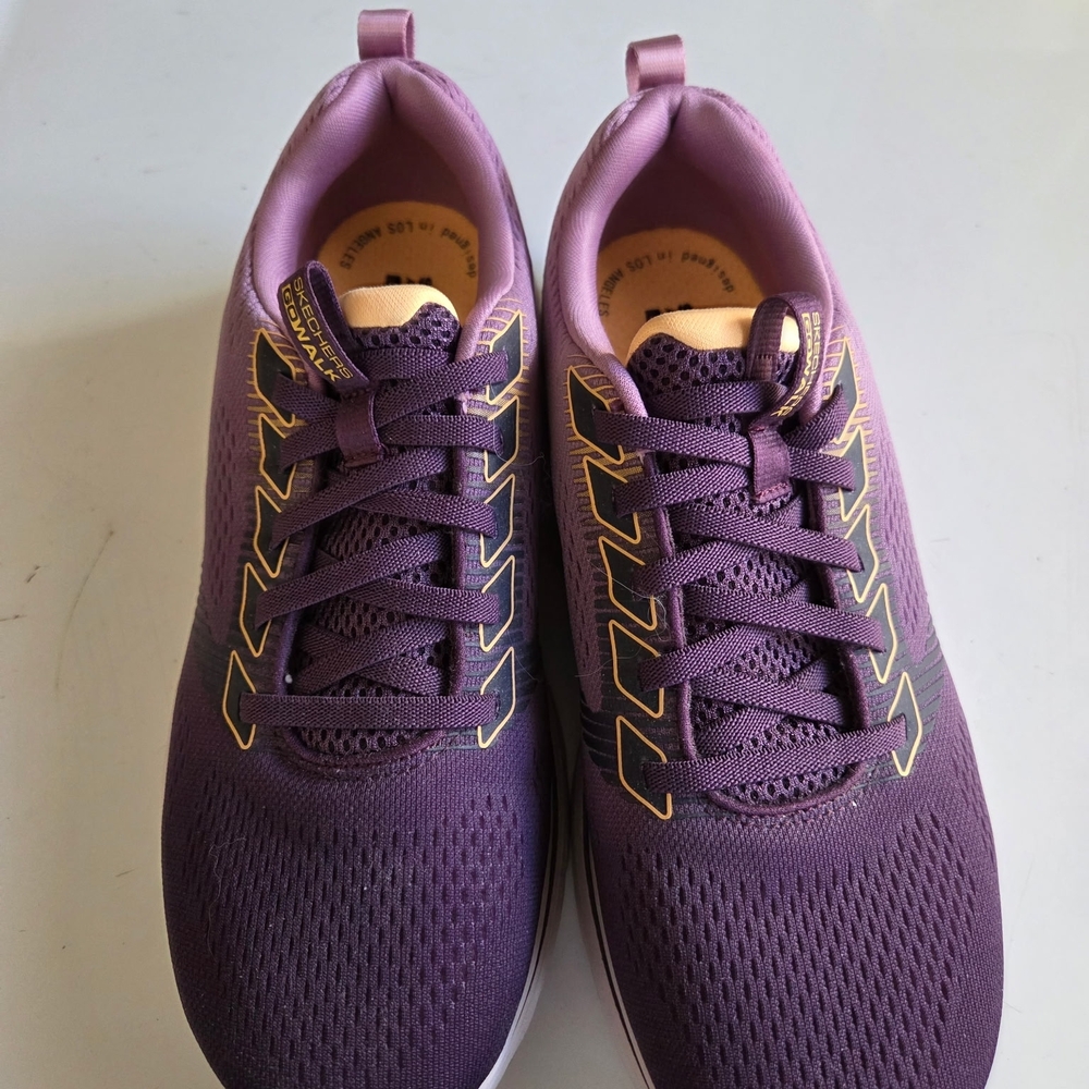 Stylish Purple Women's Sneakers